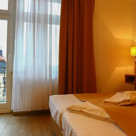 Parkhotel Forsthaus מלון 4*