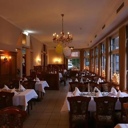 Parkhotel Forsthaus מלון 4*