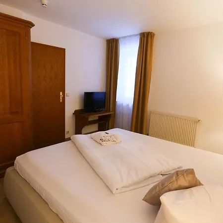 Parkhotel Forsthaus ホテル タラント