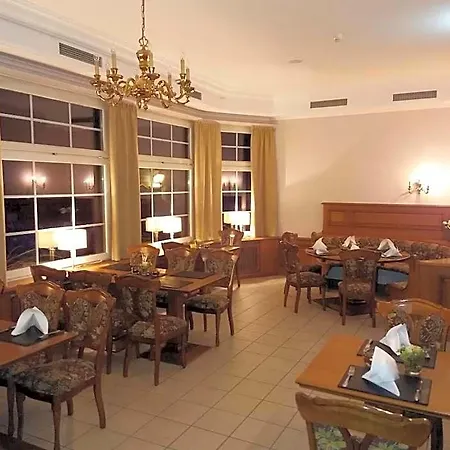Отель Parkhotel Forsthaus Тарандт