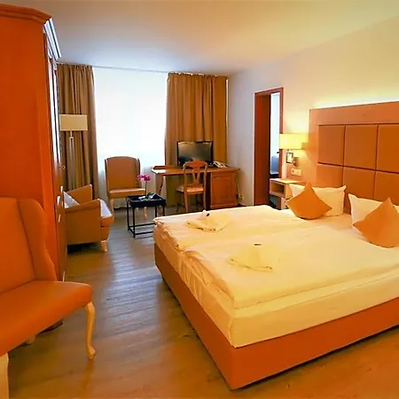 Parkhotel Forsthaus 4*