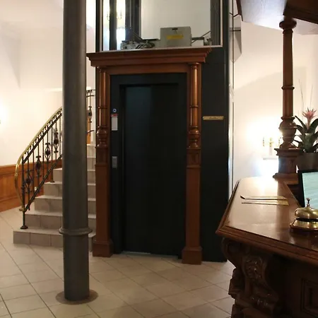 Parkhotel Forsthaus 4*