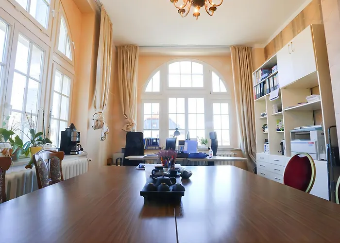 מלון Parkhotel Forsthaus