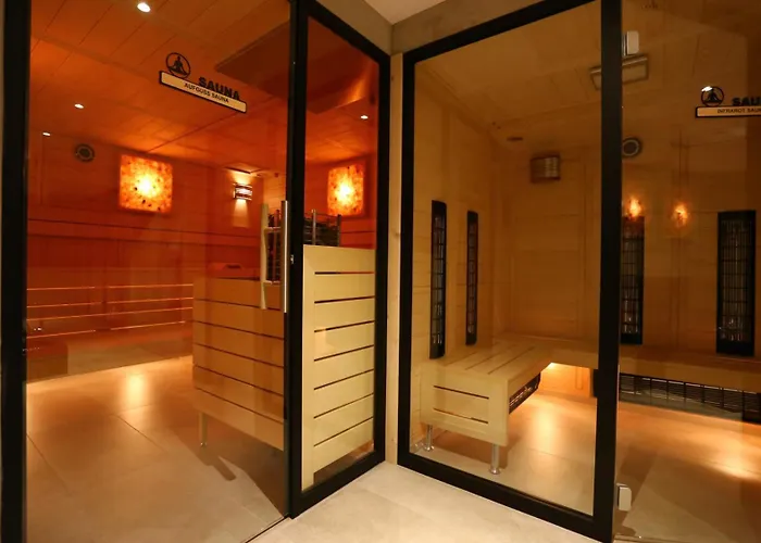 מלון Parkhotel Forsthaus